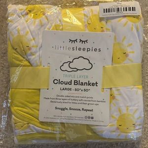 BRAND NEW in bag Little Sleepies Sunshine Cloud Blanket